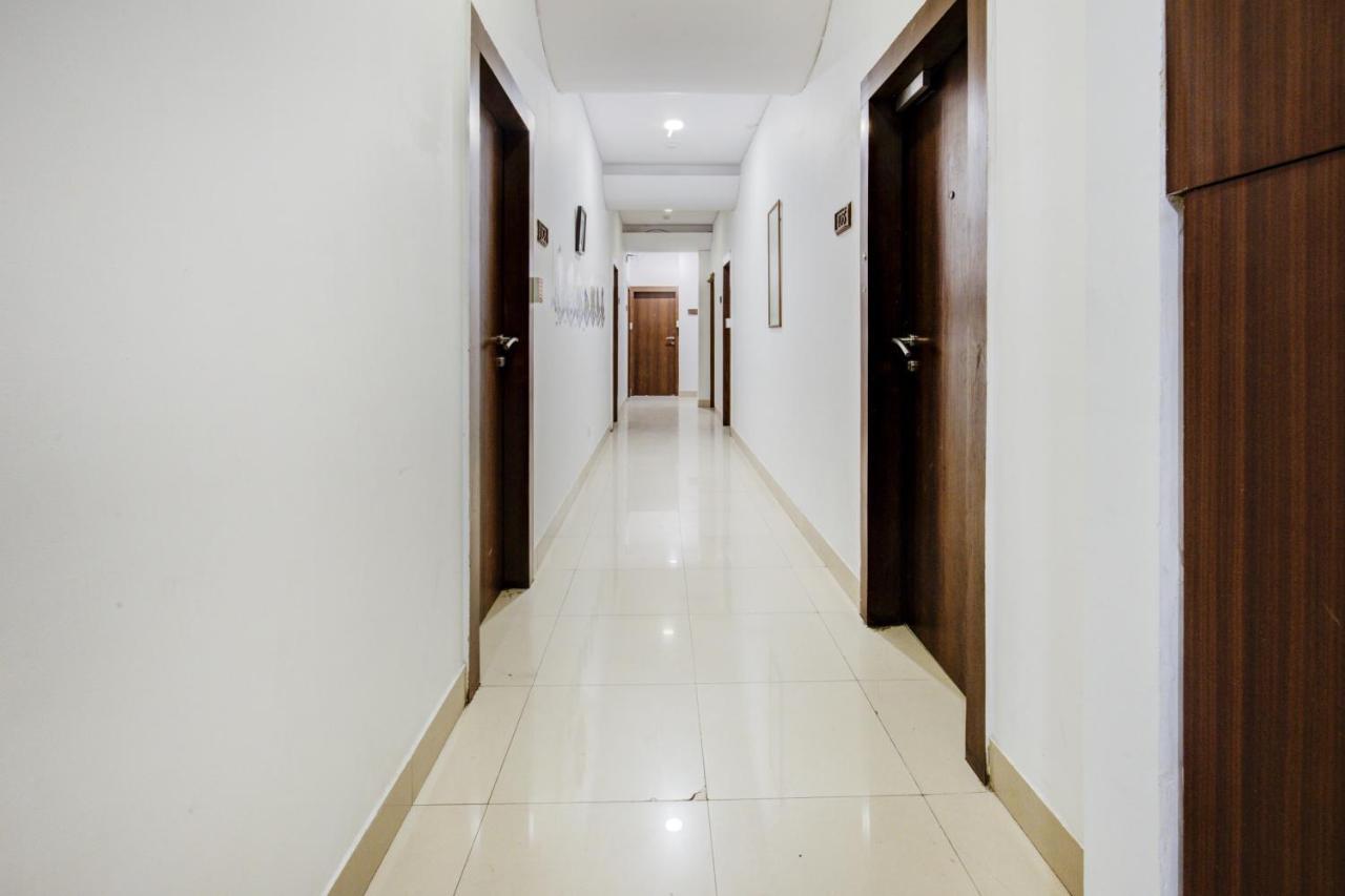 Capital O 77295 Hotel Bansidhar Bhuvan Mumbai Exterior photo